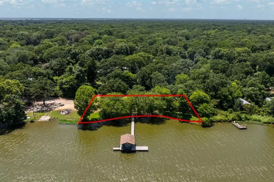 113 Shoreline Drive, Mabank, TX 75156