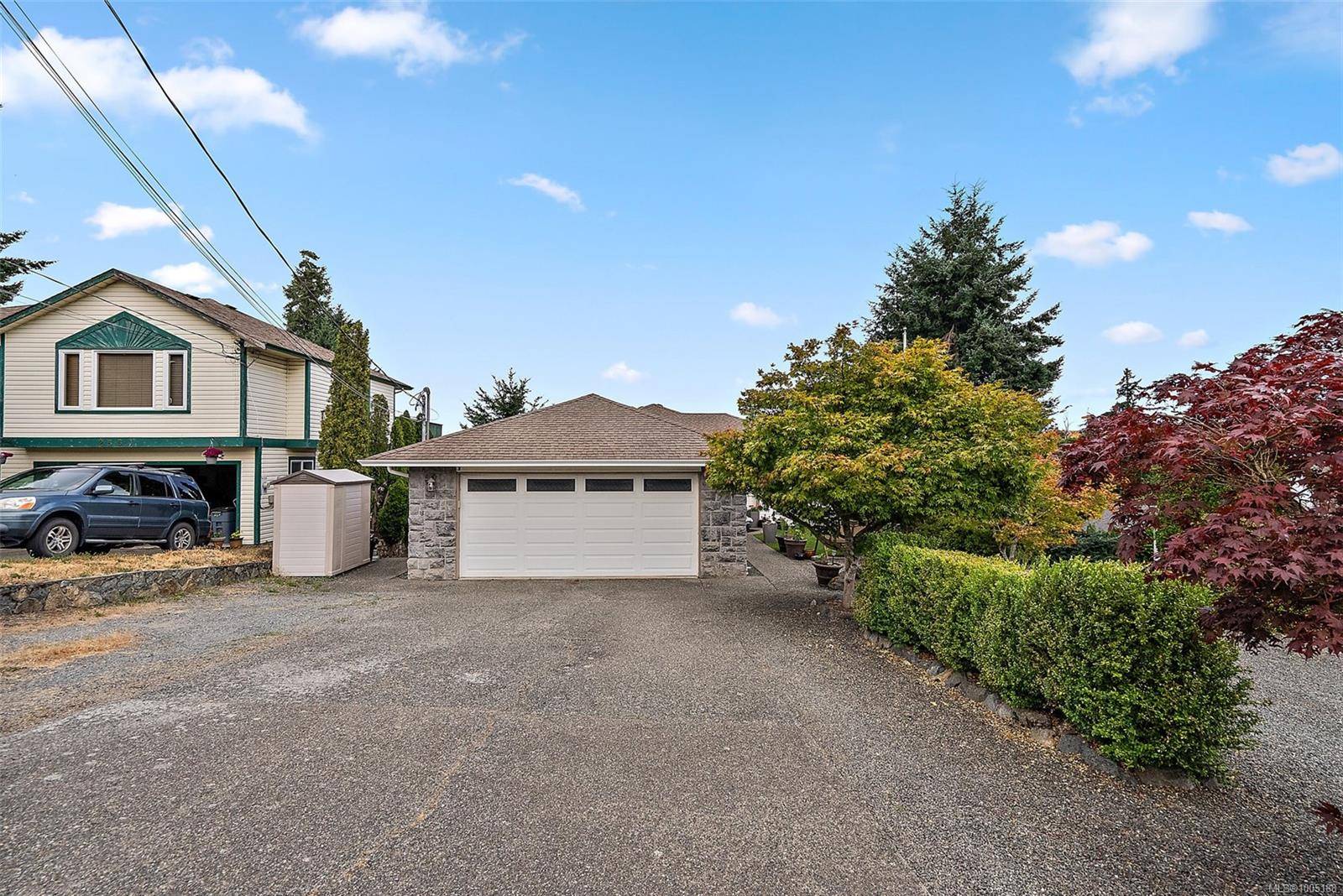 Langford, BC V9B 5V3,2557 Buckler Ave