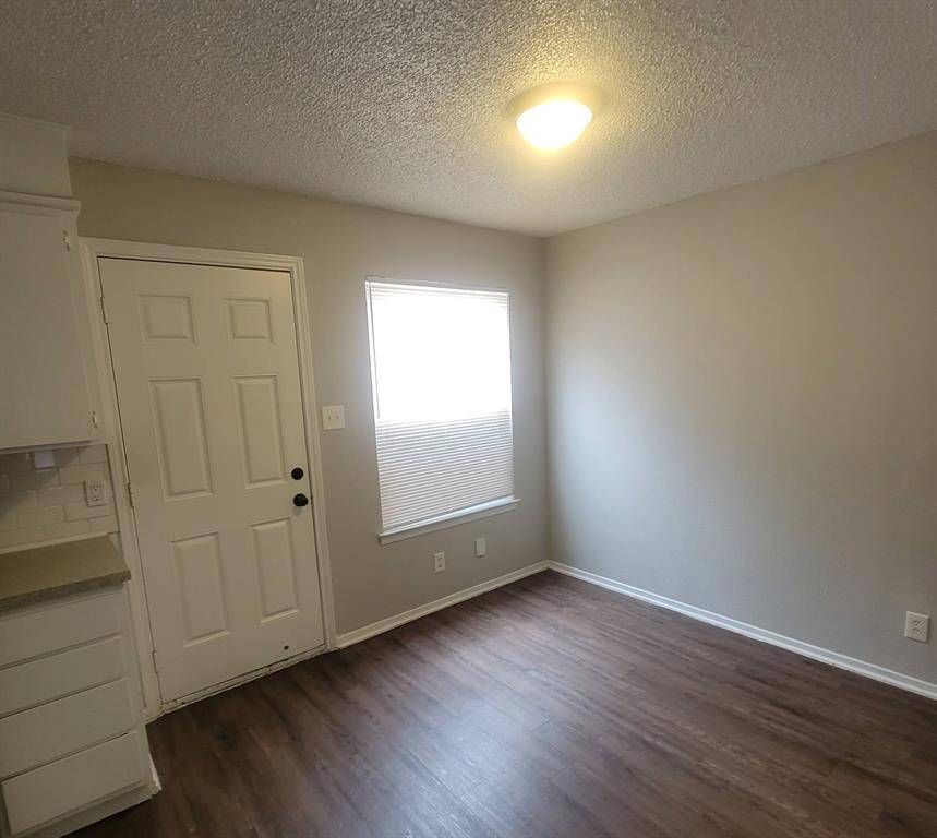 Benbrook, TX 76116,3801 Coates Circle #3803