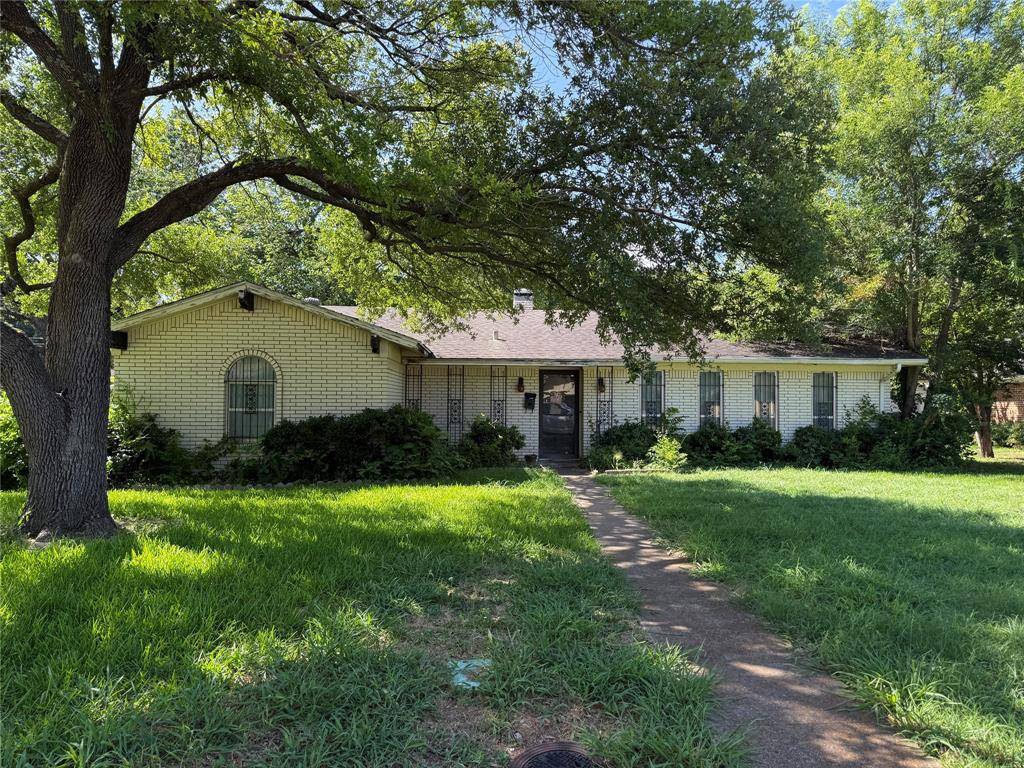 Waxahachie, TX 75165,107 Dartmouth Drive