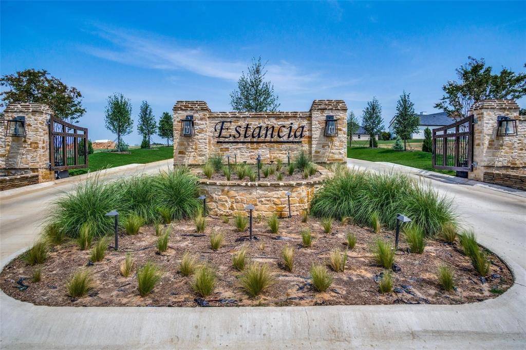 Weatherford, TX 76088,1035 Estancia Boulevard