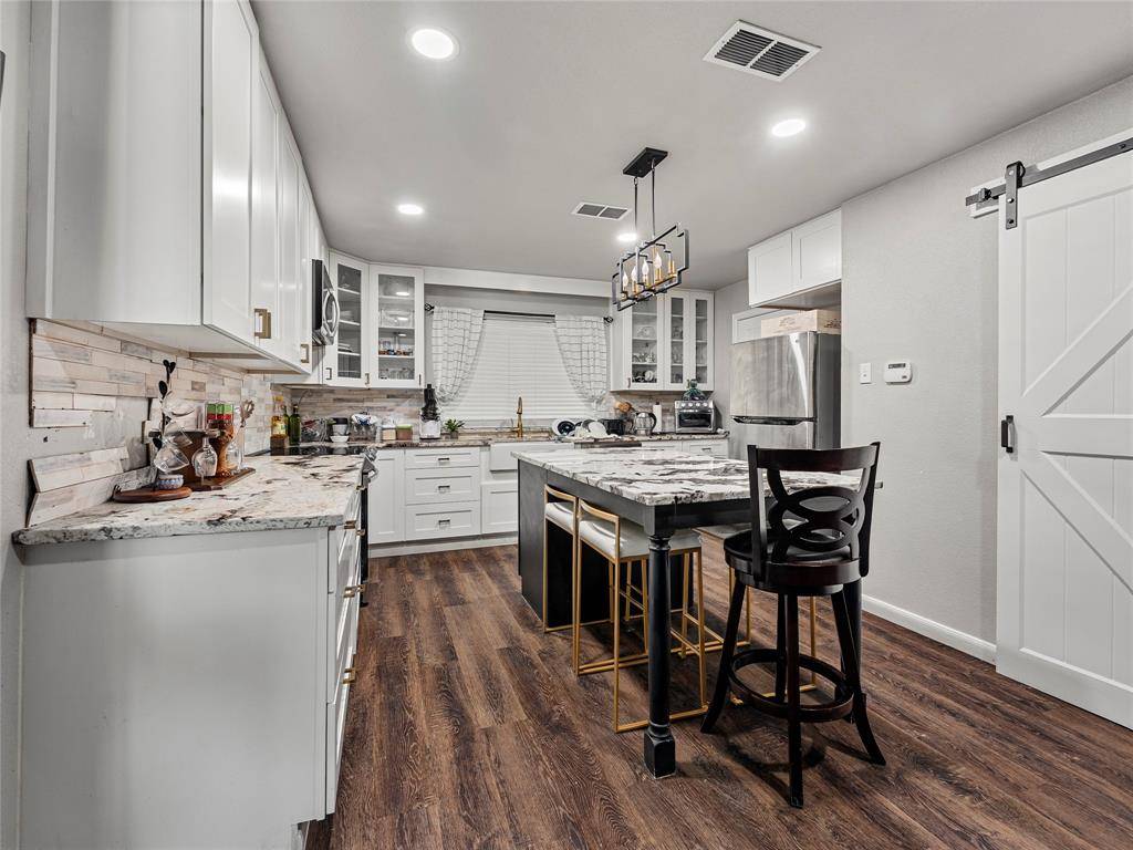 Fort Worth, TX 76133,6455 El Toro Court