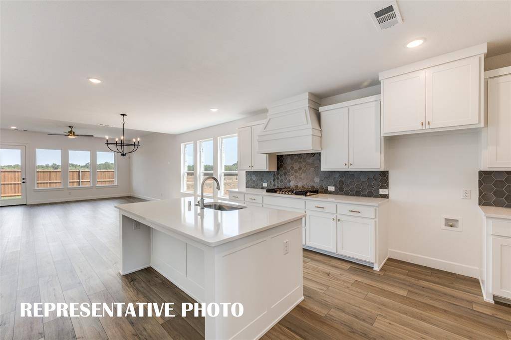 Mansfield, TX 76063,209 Lancaster Street