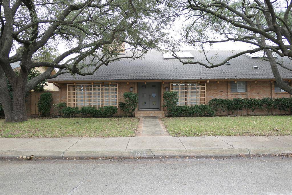7023 Briarmeadow Drive, Dallas, TX 75230