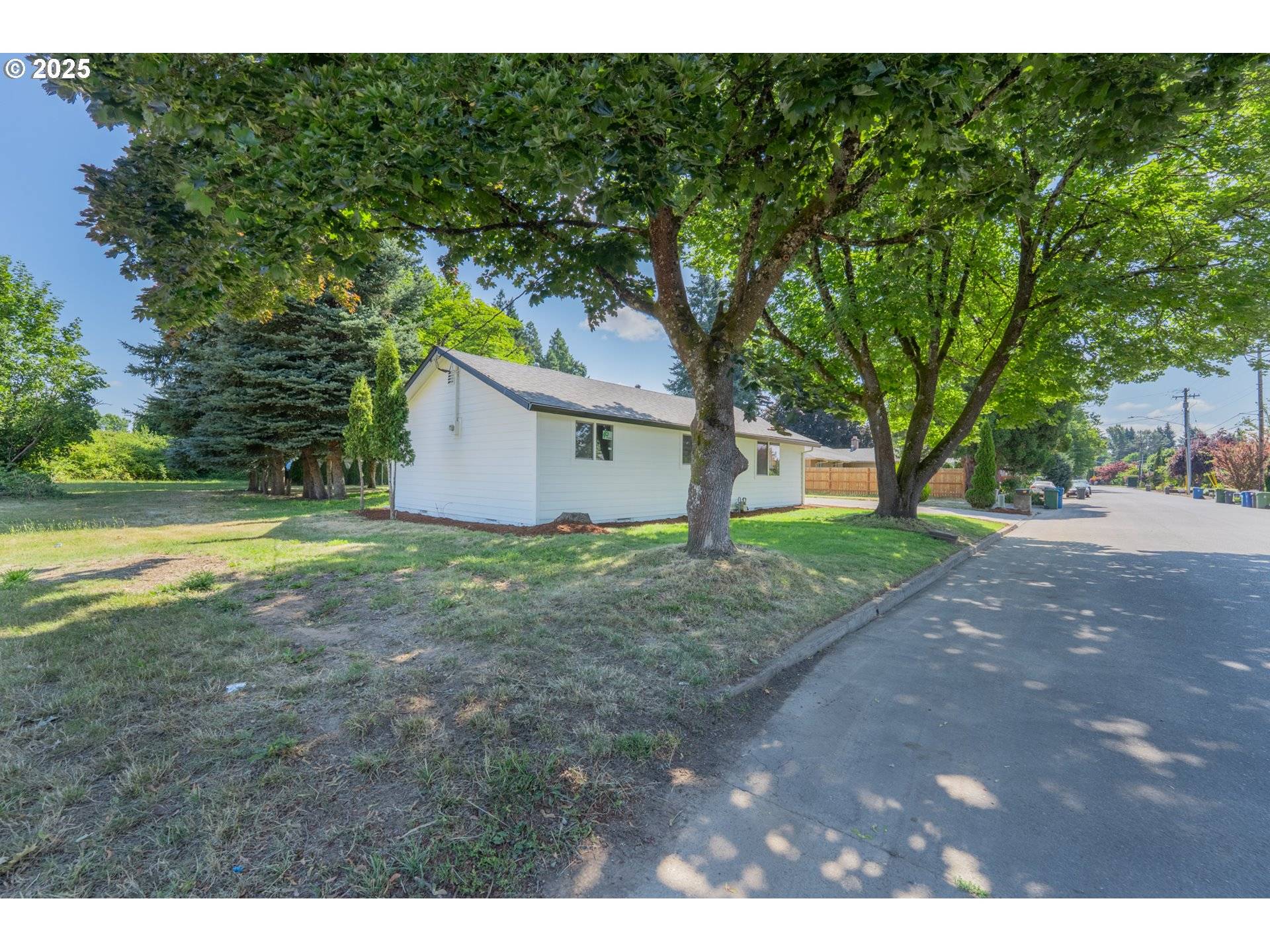 Woodburn, OR 97071,633 WILSON ST