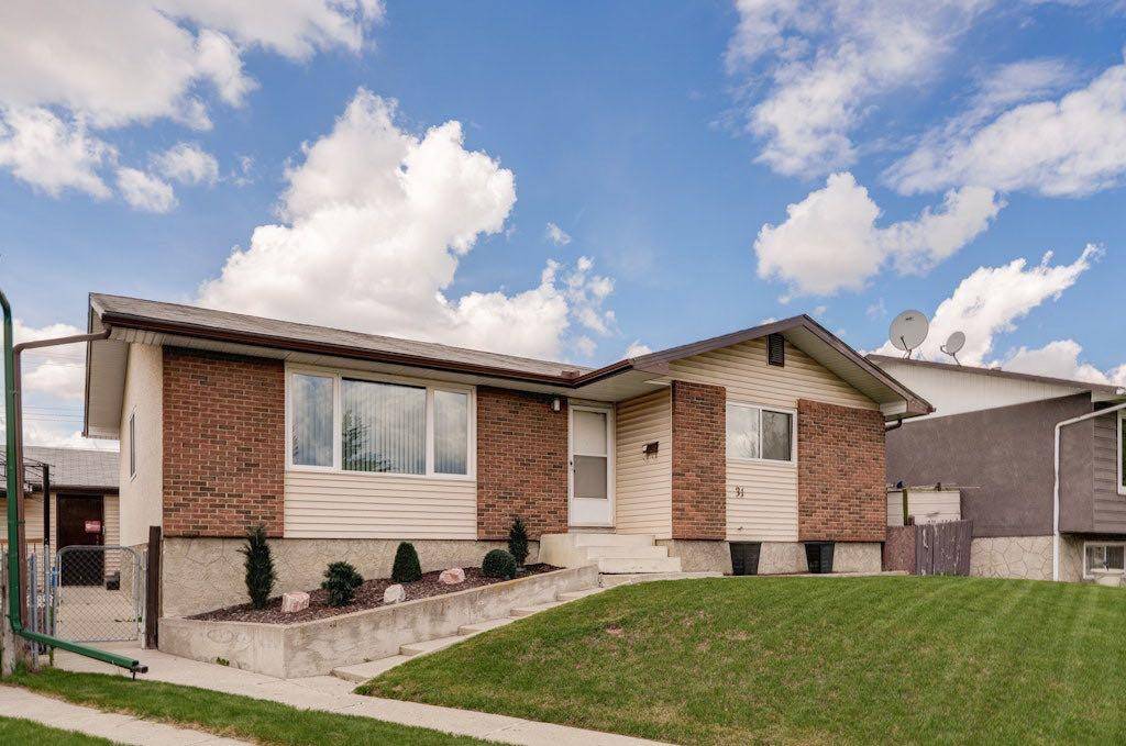 31 Maranda Close NE,  Calgary,  AB T2A 3E7