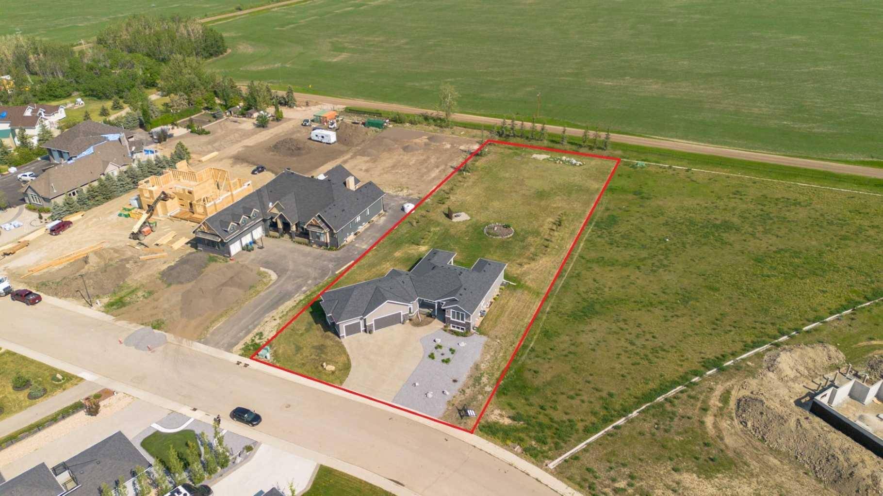 Lyalta, AB T0J1Y1,8 Kautz Close