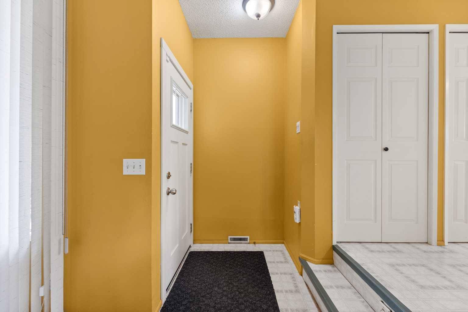 Didsbury, AB T0M0W0,15 Westhill DR