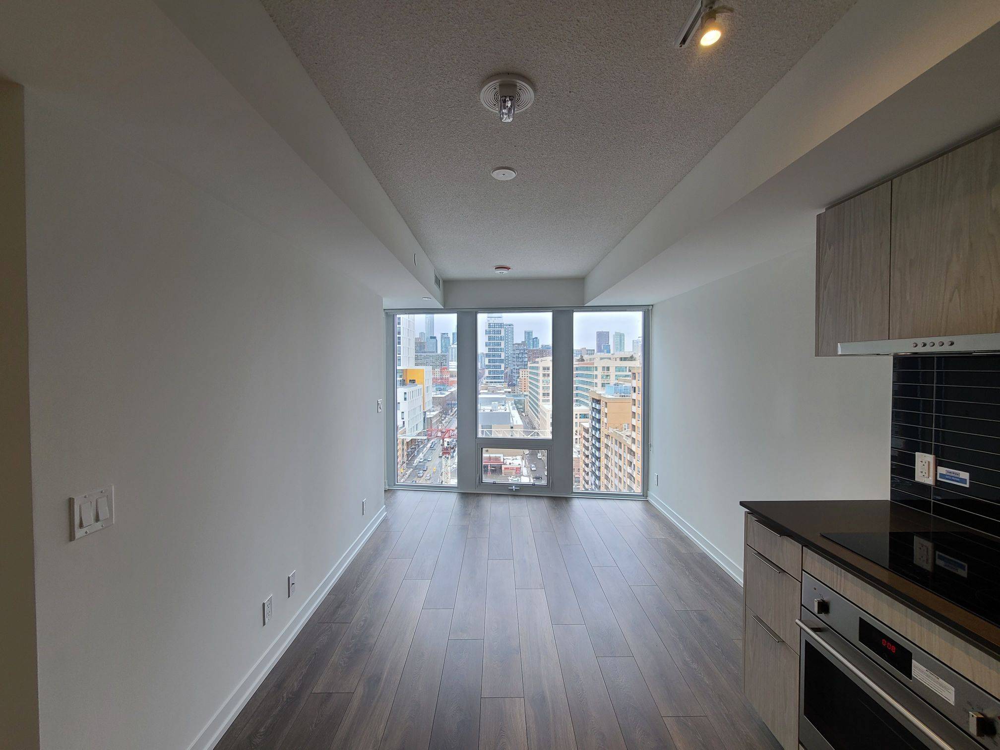60 Shuter ST #1910, Toronto C08, ON M5B 0B7
