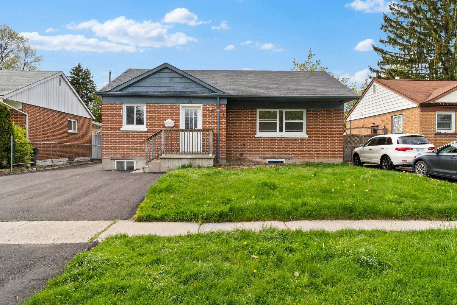76 Admiral RD #Bsmt, Ajax, ON L1S 2N9