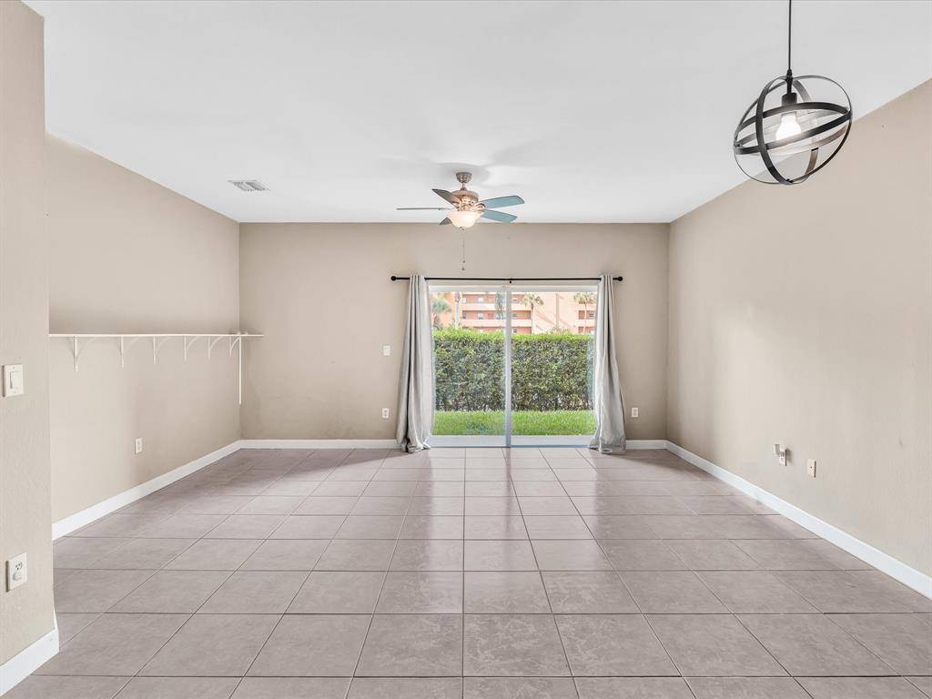 North Lauderdale, FL 33068,8108 SW 17th Ct #8108