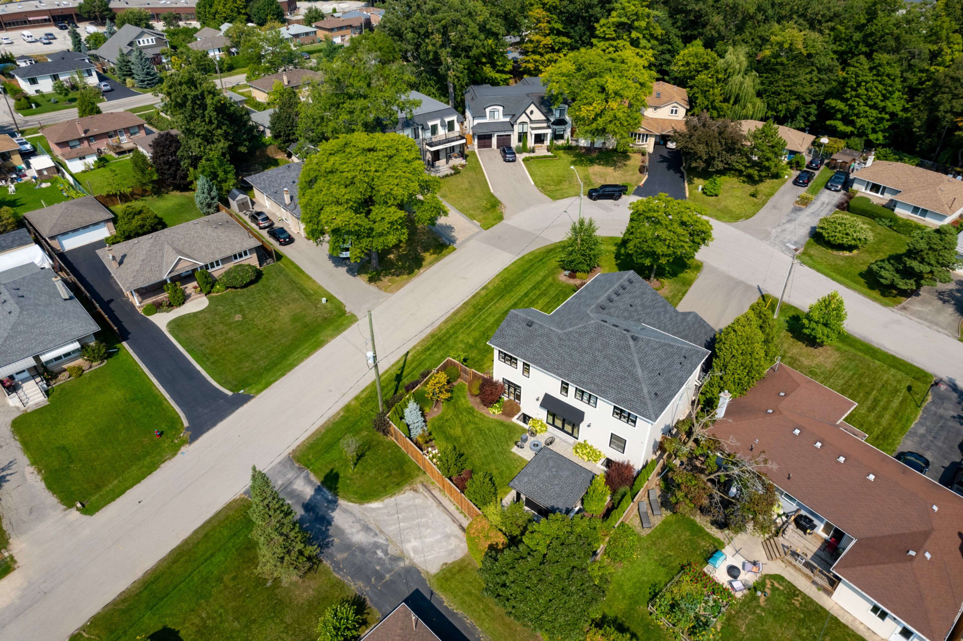 Oakville, ON L6K 1Y3,588 Stephens CRES