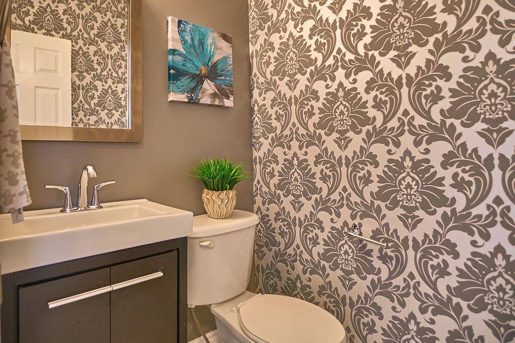 Kanata, ON K2S 0H9,333 Brigitta ST