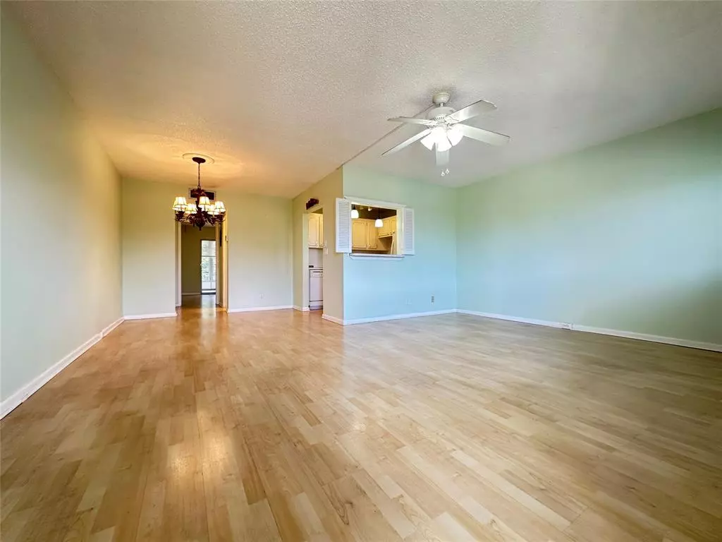 Deerfield Beach, FL 33442,3006 Cambridge A #3006