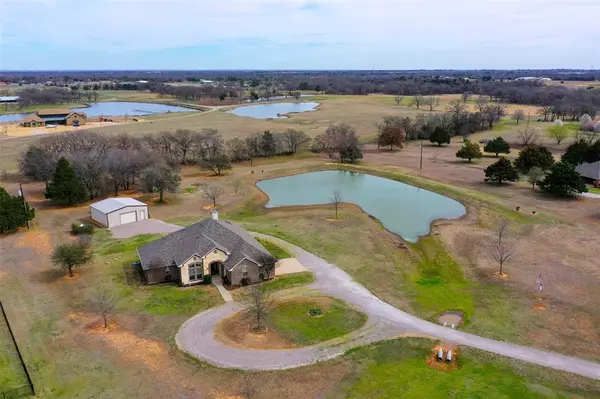 188 Briar Creek Road,  Whitesboro,  TX 76273