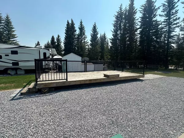 Rural Mountain View County, AB T0M 1X0,88 Coyote Creek