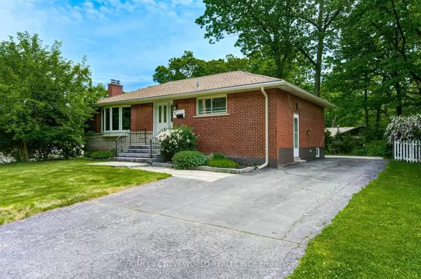 Burlington, ON L7P 1J1,2244 Mount Forest DR E