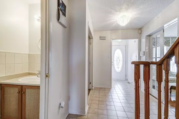 Brampton, ON L6X 2V3,206 Vodden ST W