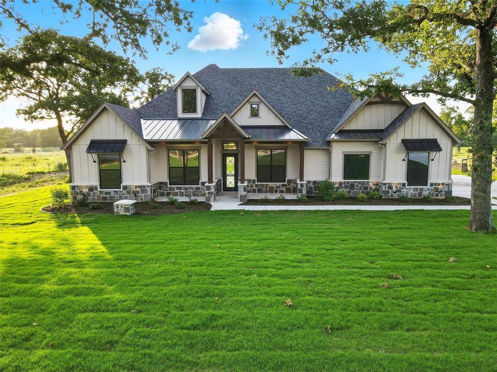 165 Rio Rancho Drive, Decatur, TX 76234