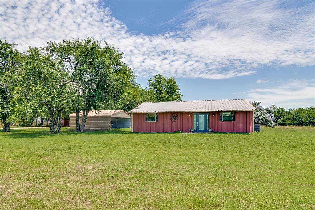 6219 County Road 4120, Campbell, TX 75422