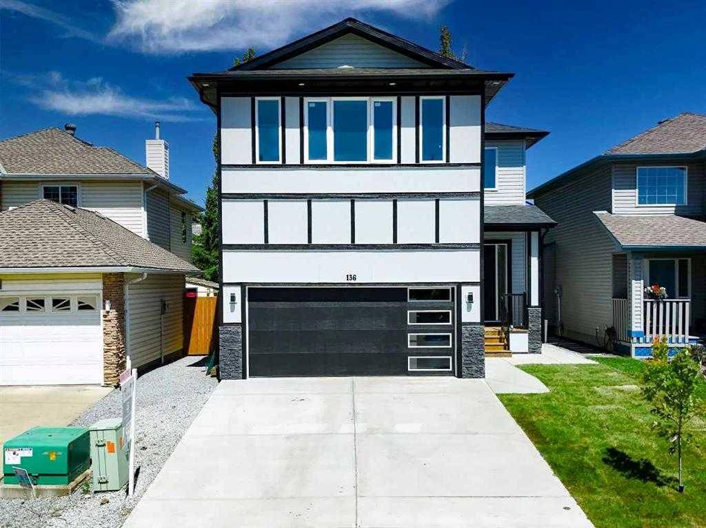 136 DOUGLAS RIDGE GN SE, Calgary, AB T2Z2T3