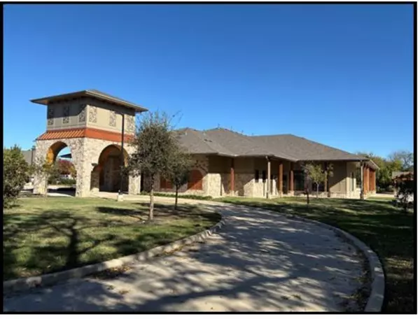 Keller, TX 76248,121 Elm Street S