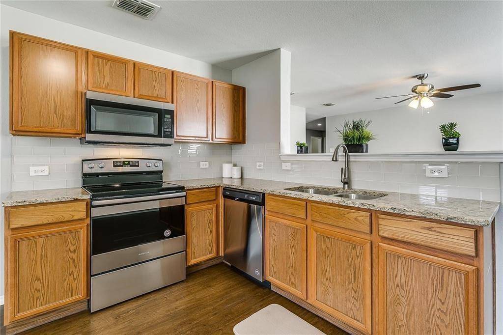 Fort Worth, TX 76052,909 Poncho Lane