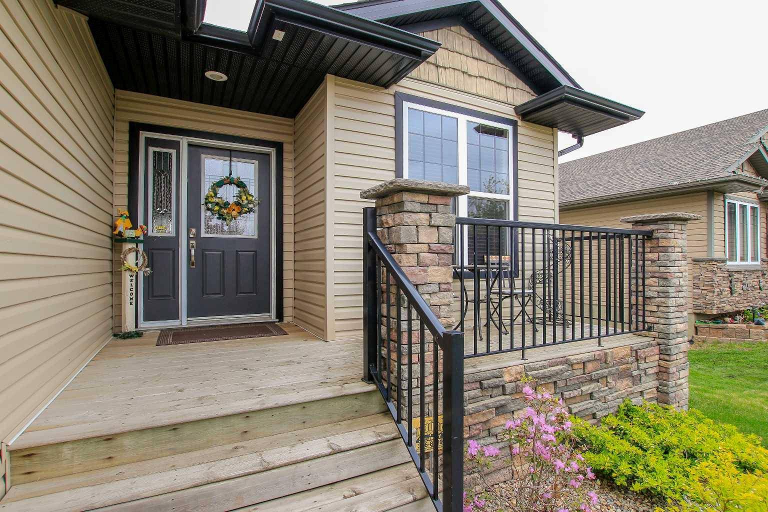 Red Deer, AB T4R 0B1,76 Illingworth Close
