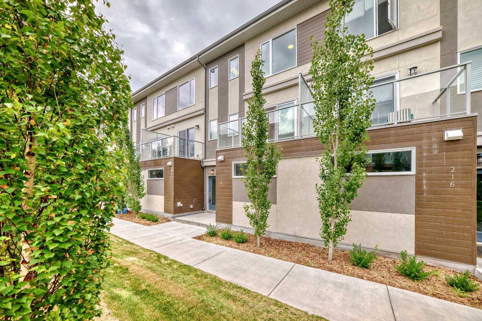 Calgary, AB T2Y 0T7,214 Shawnee SQ Southwest