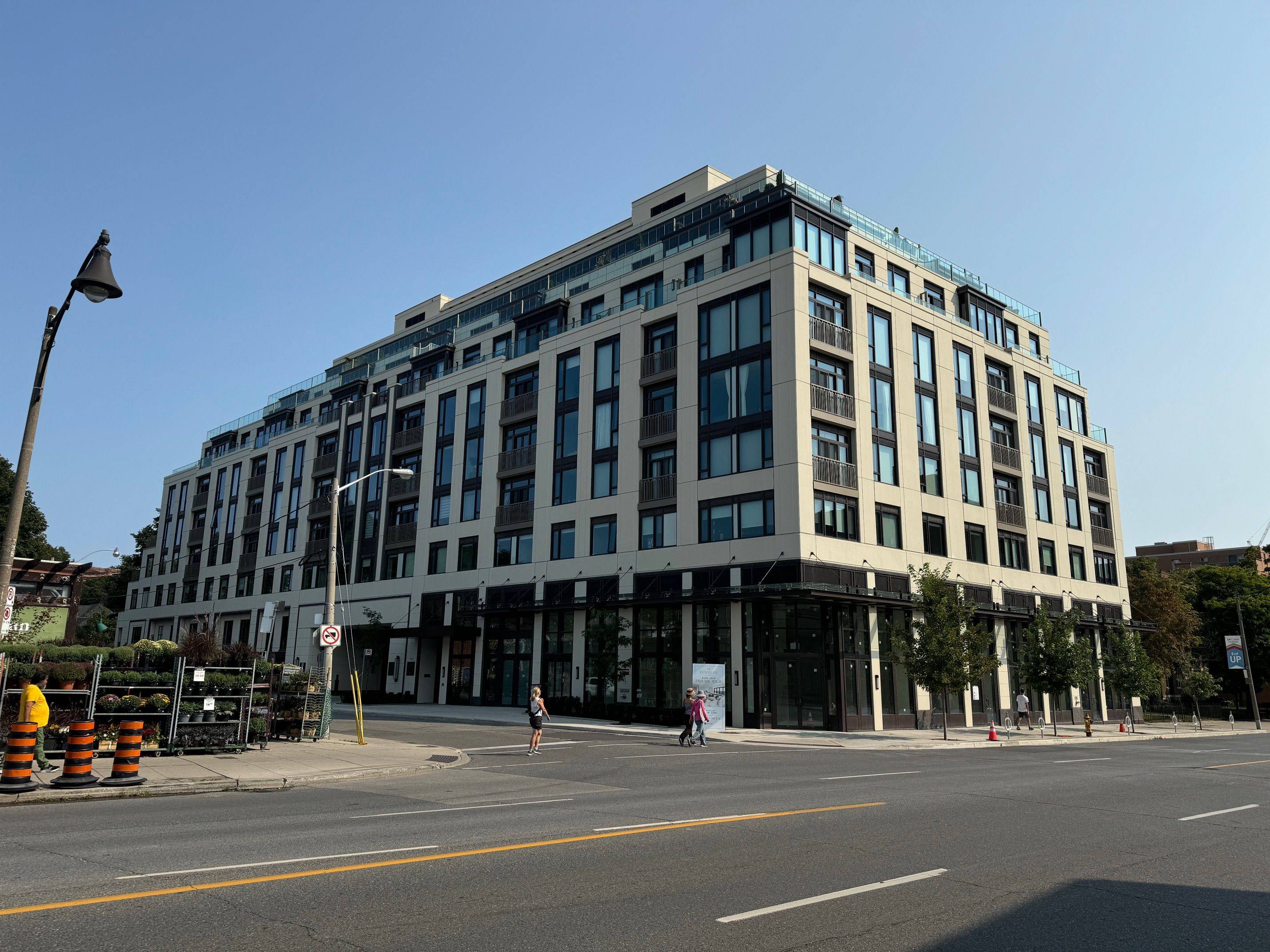 Toronto C04, ON M4N 0B4,3 Starthgowan AVE #320