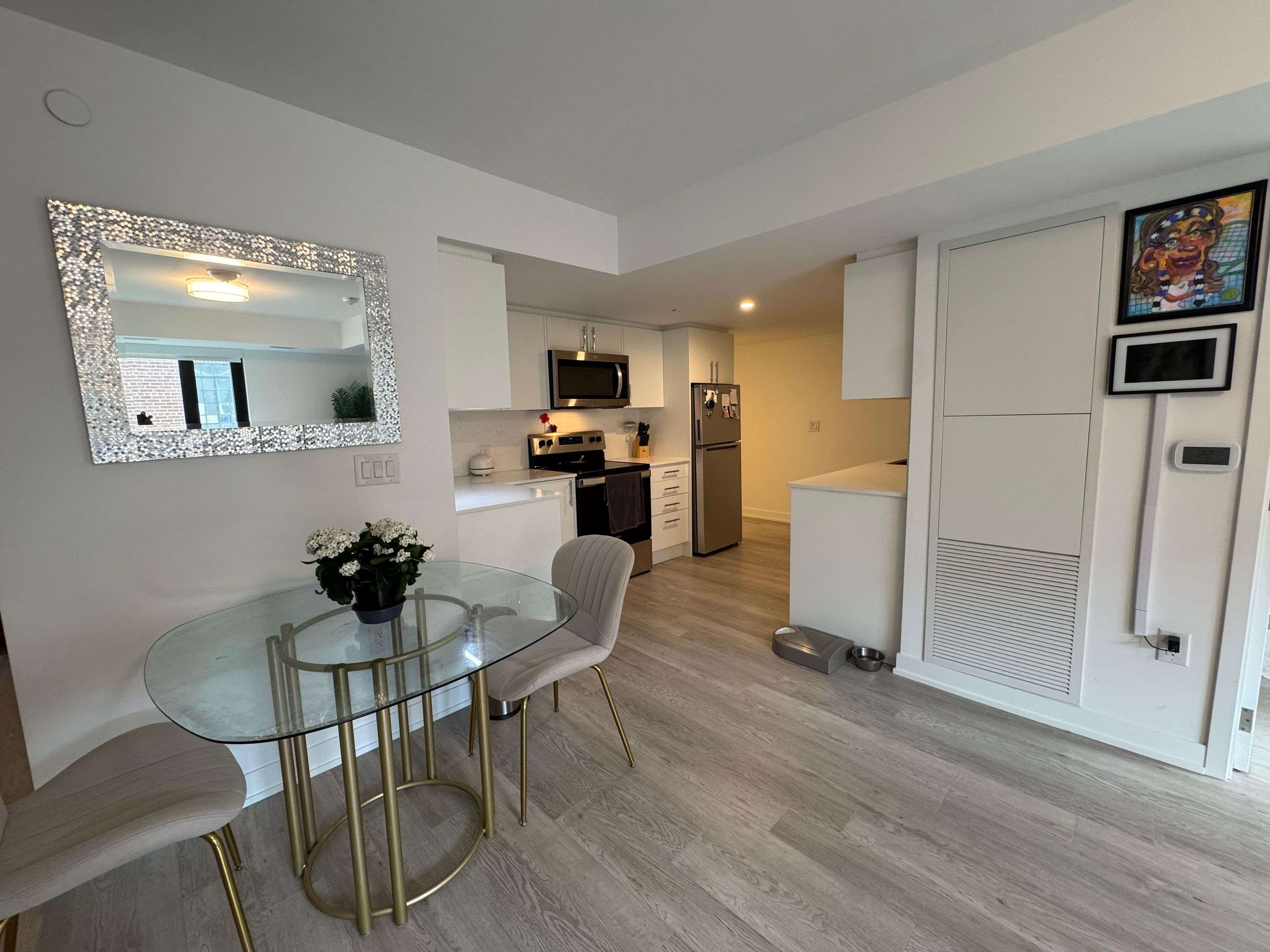 Toronto C04, ON M4N 0B4,3 Starthgowan AVE #320