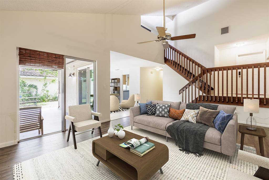 2945 Begonia Way, Cooper City, FL 33026