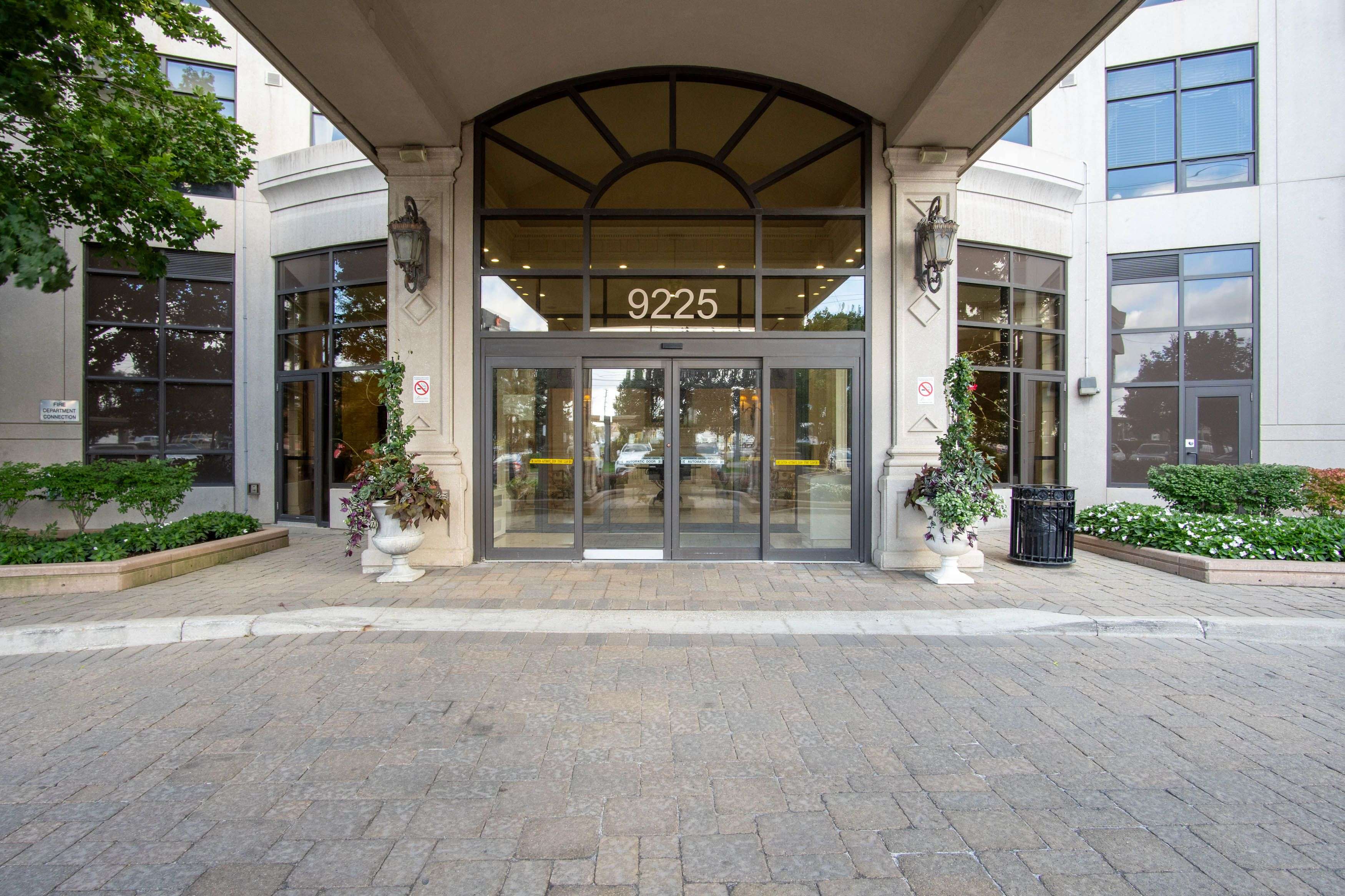 Vaughan, ON L6A 0J7,9225 Jane ST #916