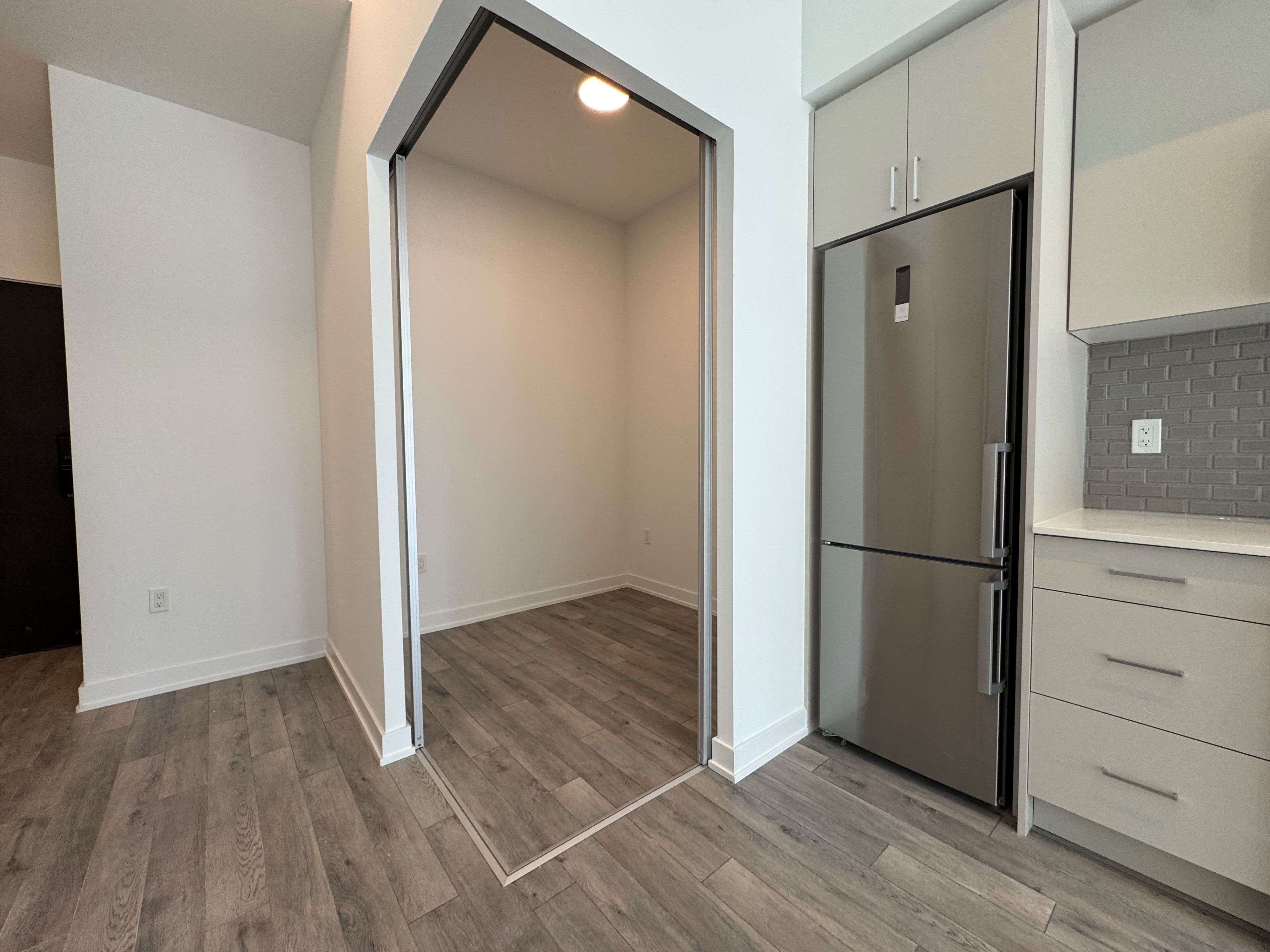 Oakville, ON L6H 8C7,1005 Dundas ST E #150