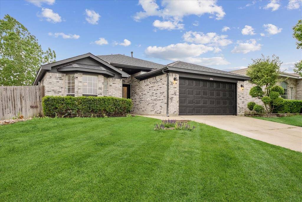 Fort Worth, TX 76131,1816 overland Street