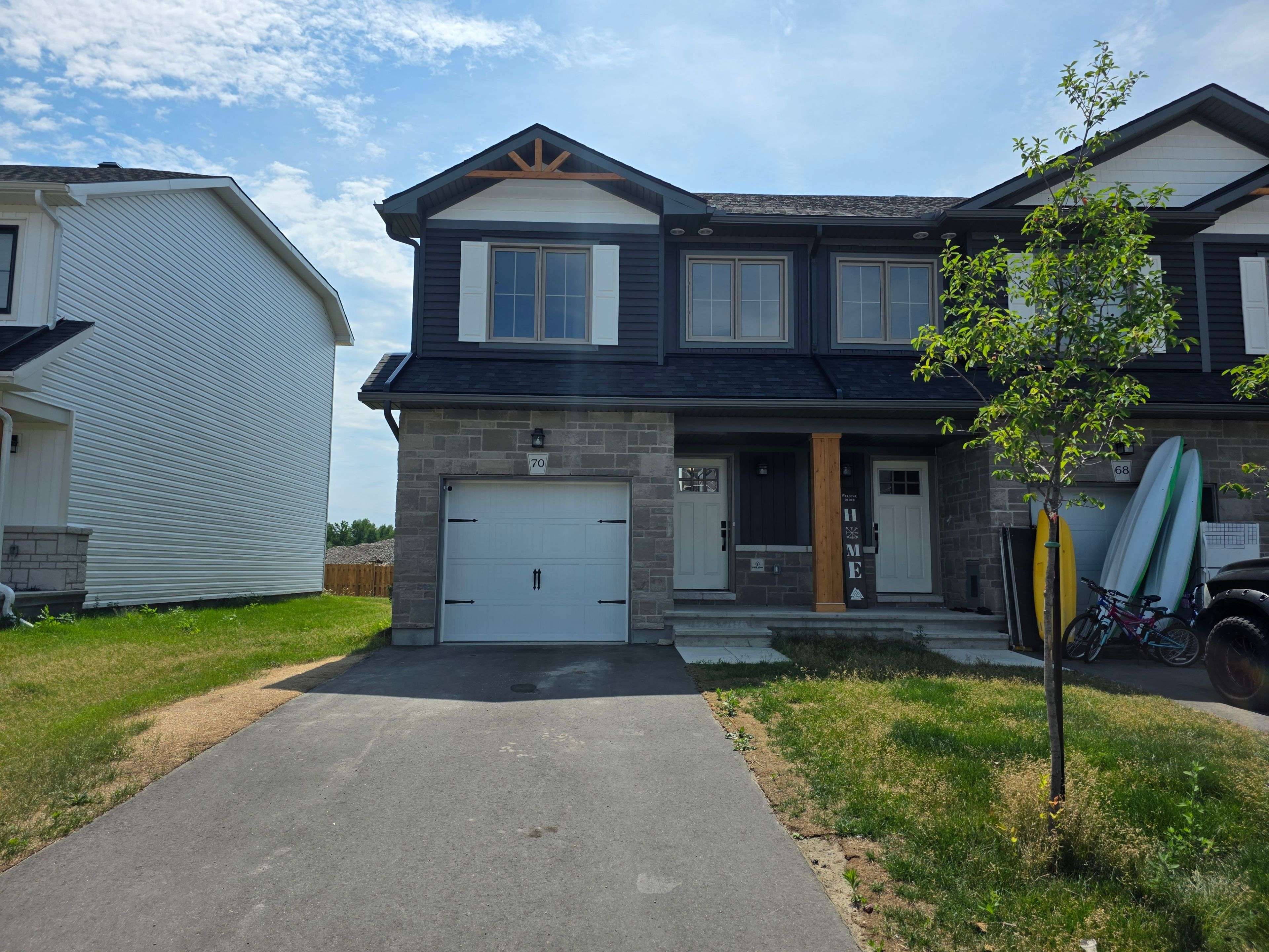70 Staples BLVD, Smiths Falls, ON K7A 0A5