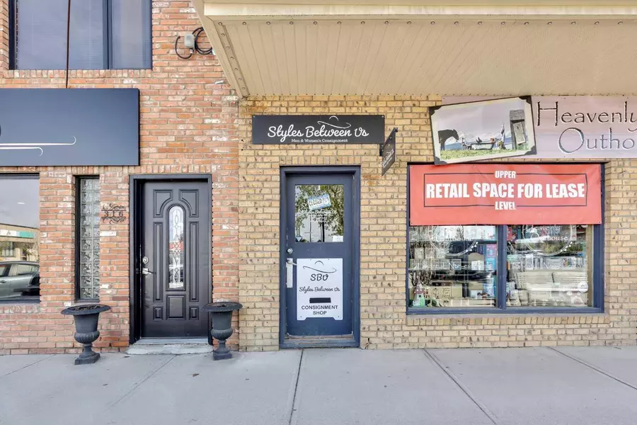 312 1 ST West, Cochrane, AB T4C 1A9