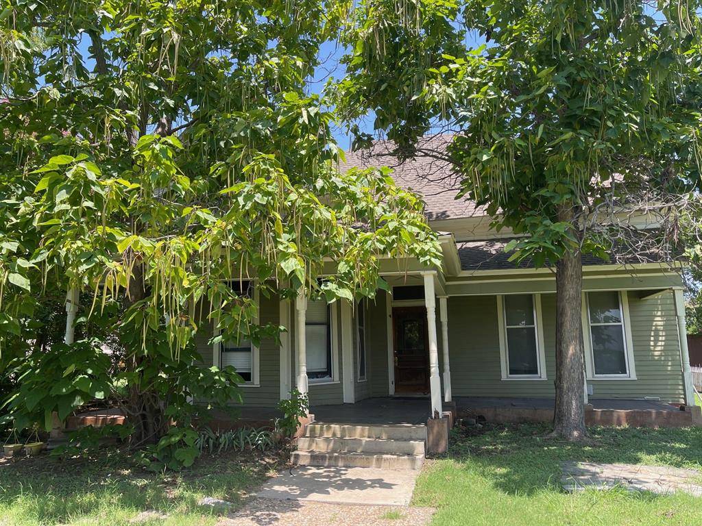 207 E 6th Street, Ferris, TX 75125
