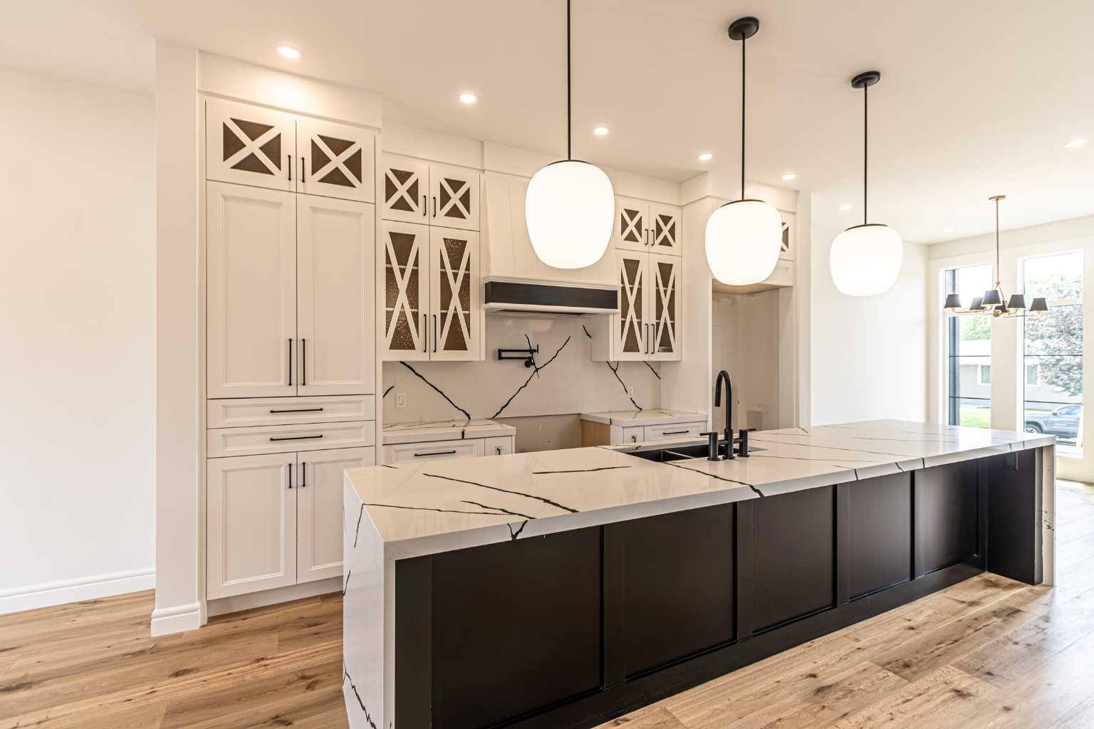 Calgary, AB t2t6n7,2050 41 AVE Southwest