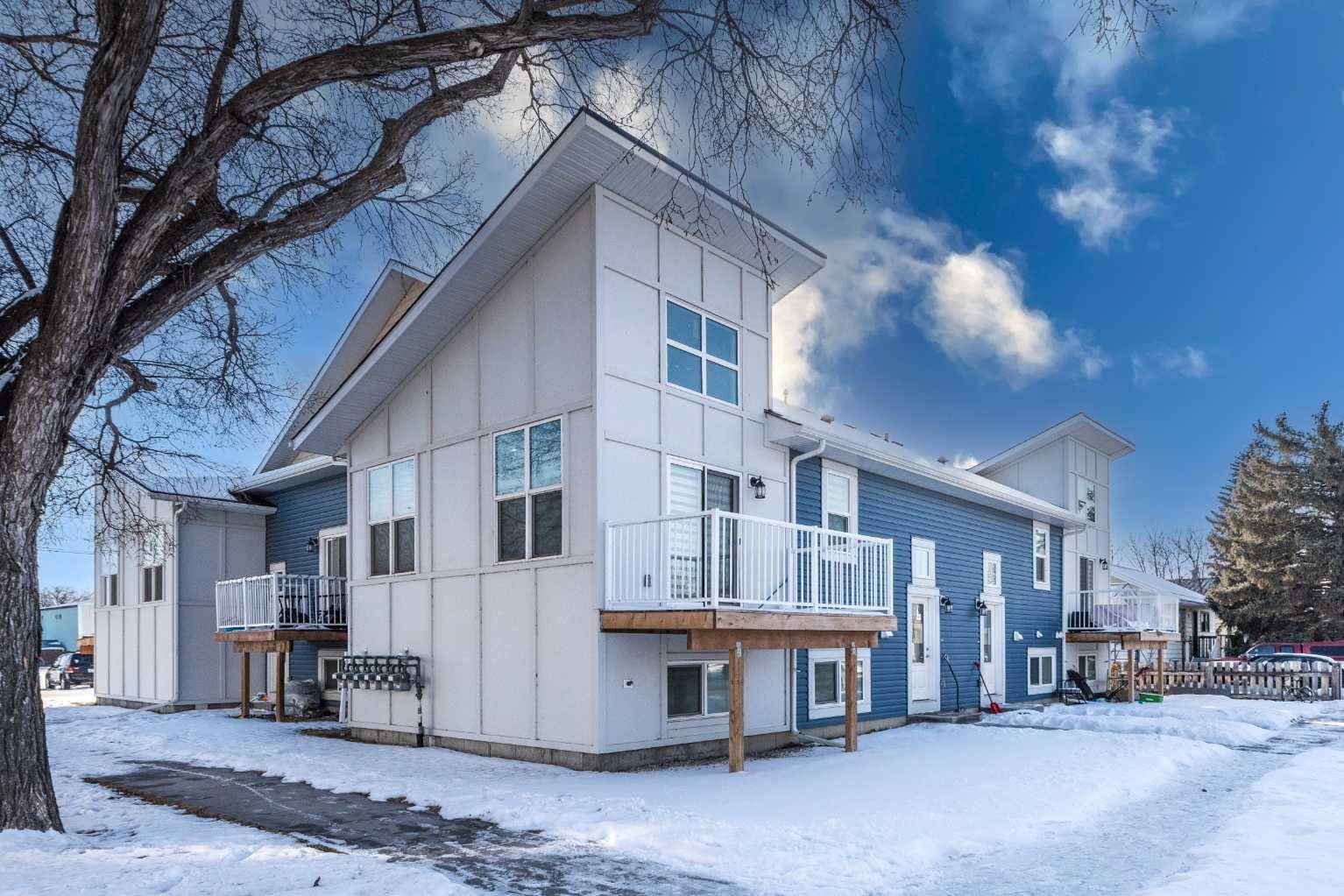 High River, AB T1V 1E9,41 7 AVE Southeast #4