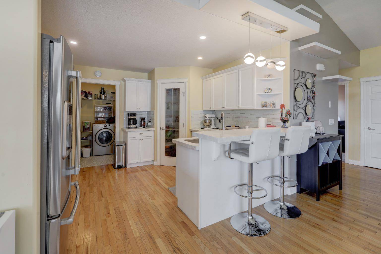 Drumheller, AB T0J 0Y6,600 Bankview DR