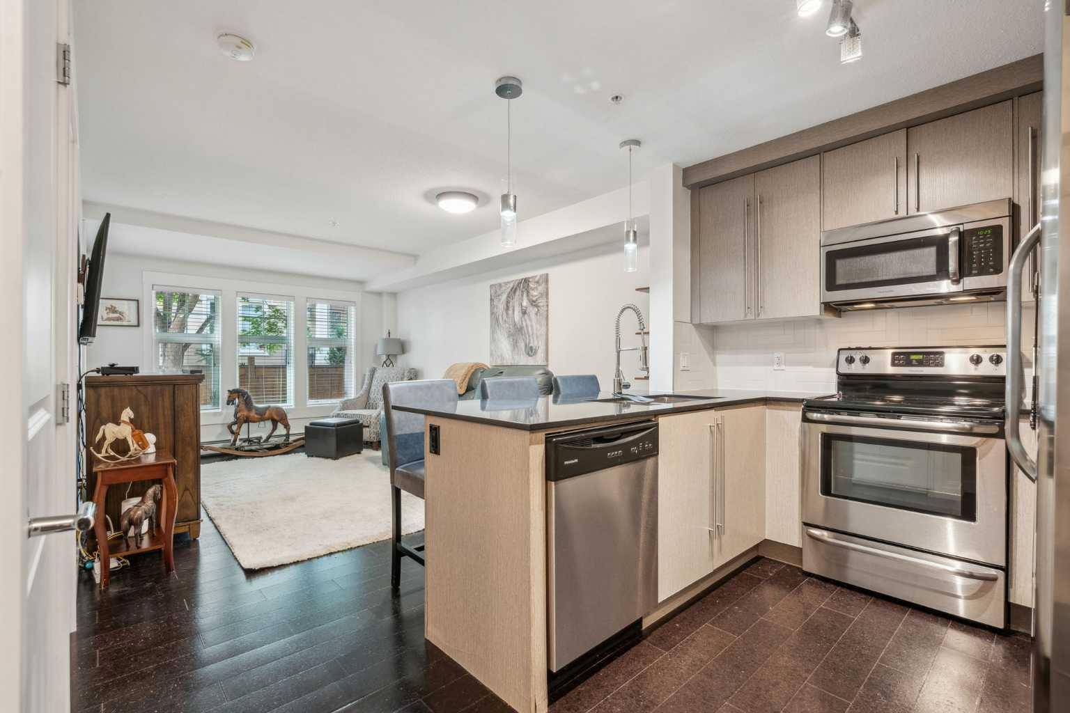 Calgary, AB T3M 2L6,11 Mahogany ROW SE #2109