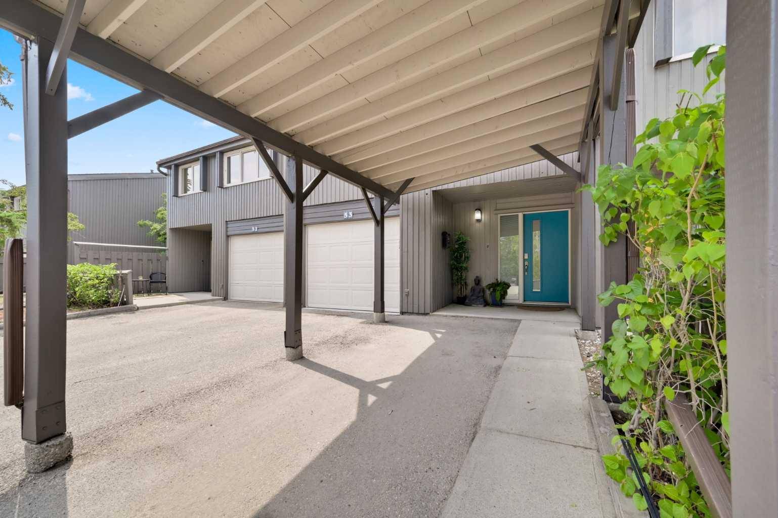 Calgary, AB T2V4N6,2225 Oakmoor DR SW #53