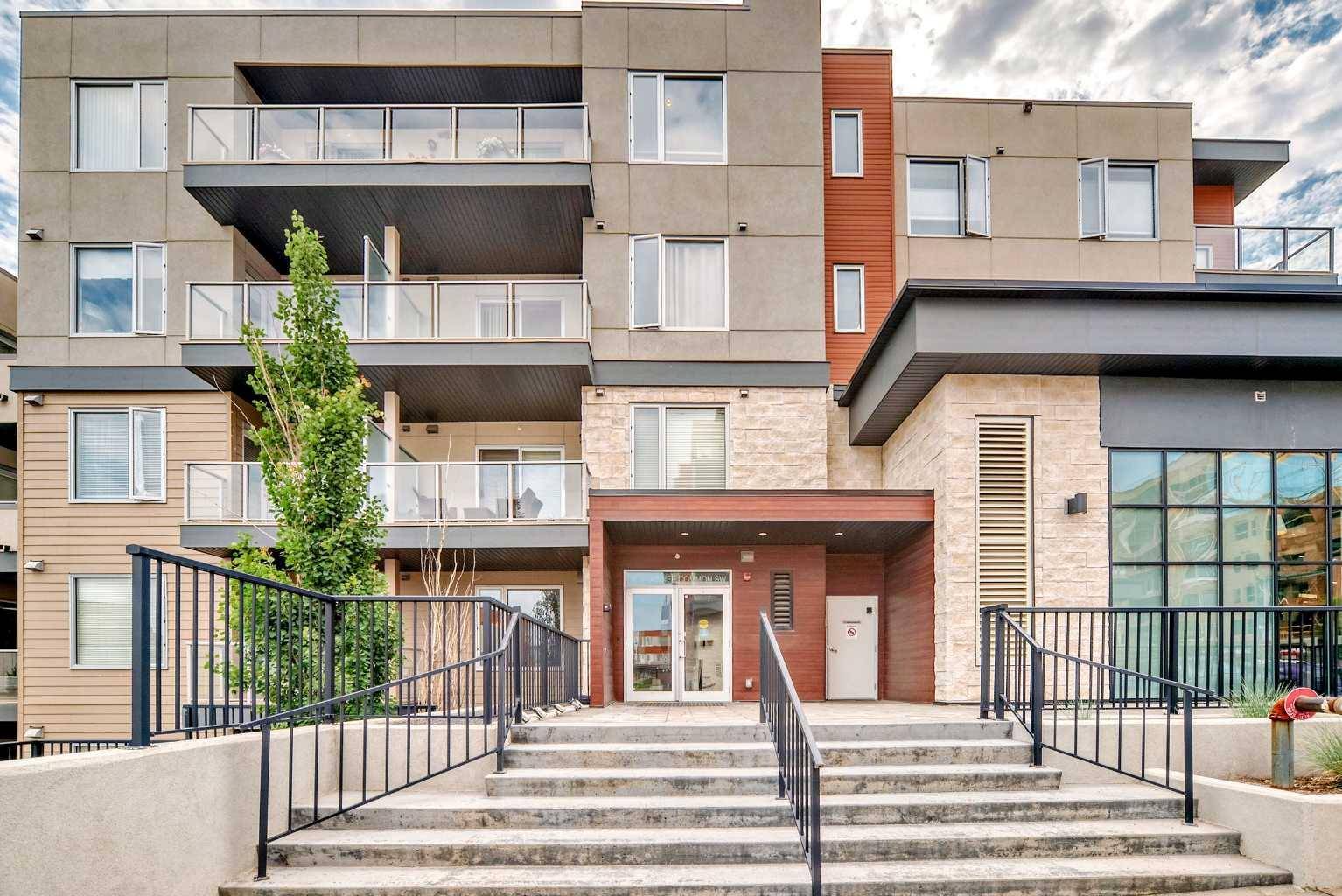 30 Shawnee Common Southwest #209, Calgary, AB T2Y 0T1