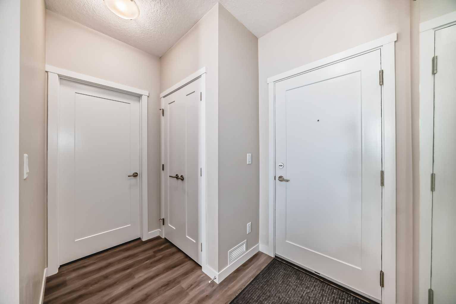 Calgary, AB T2Y 0T1,30 Shawnee Common SW #209