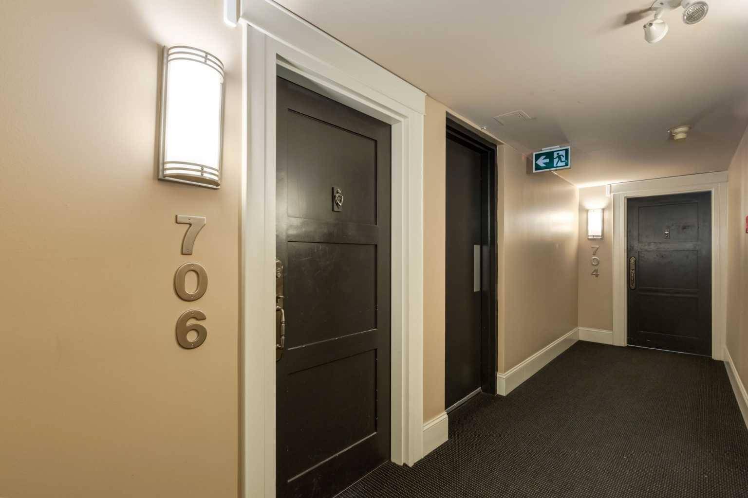 Calgary, AB T2R 0N3,733 14 AVE Southwest #706