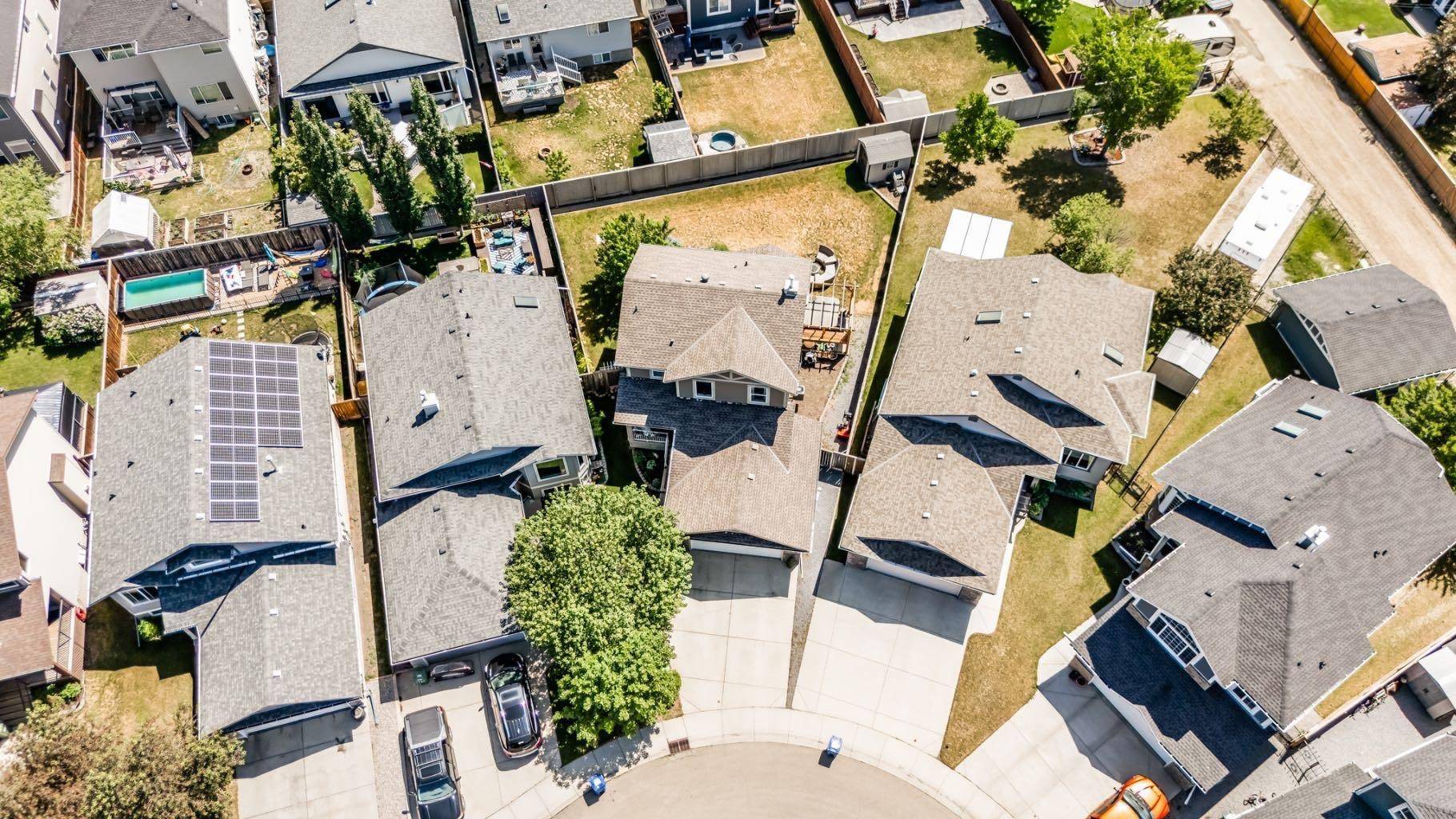 Airdrie, AB T4A 2K8,149 Thornfield Close SE