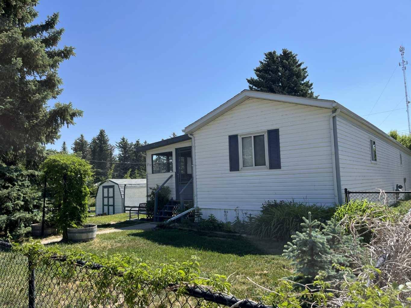 217 Centre ST, Enchant, AB T0K 0V0