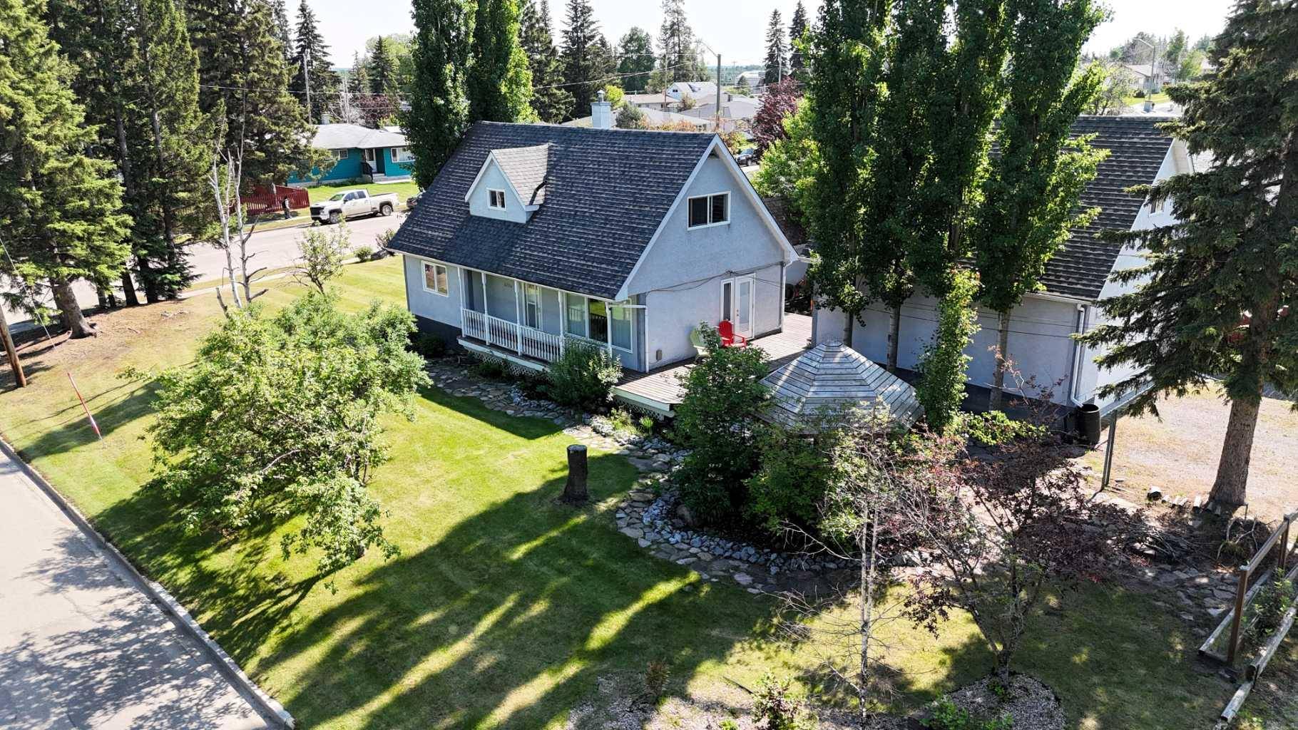 4204 6 AVE, Edson, AB T7E1A6