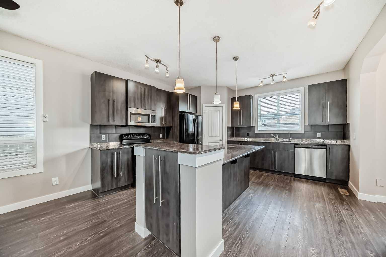 Calgary, AB T3N 0A9,11 Skyview Springs MNR NE